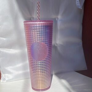 Starbuck iridescent grid cup